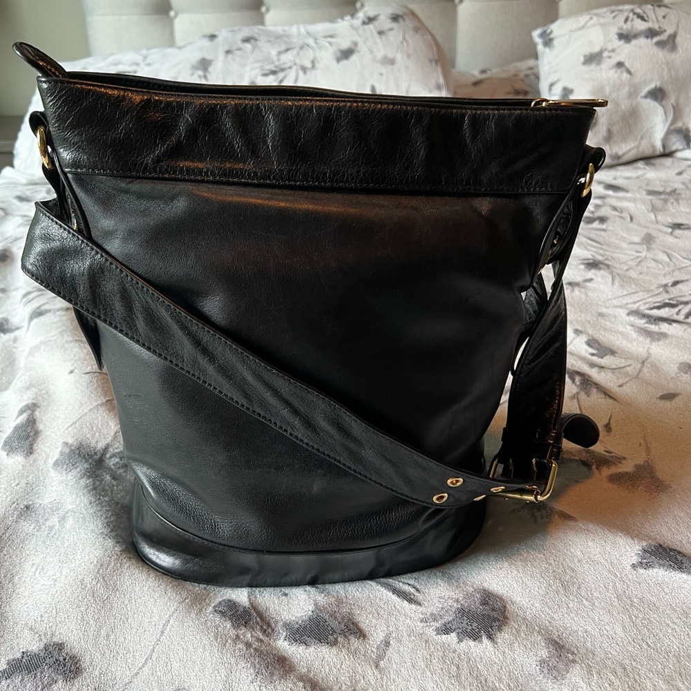 Badgley Mischka purse
